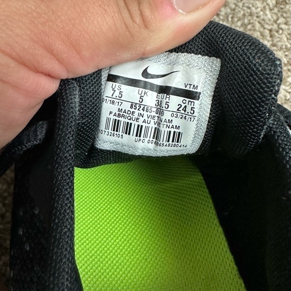 Nike Air Max Teal and Black Size 7.5 - Picture 9 of 9